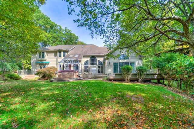 5150 Stone Oak Drive, Jackson, MI 49201