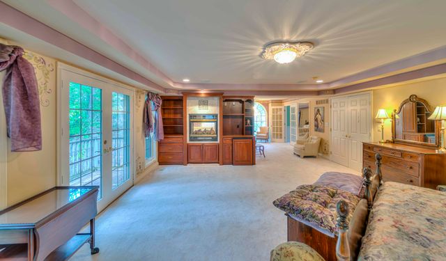 5150 Stone Oak Drive, Jackson, MI 49201