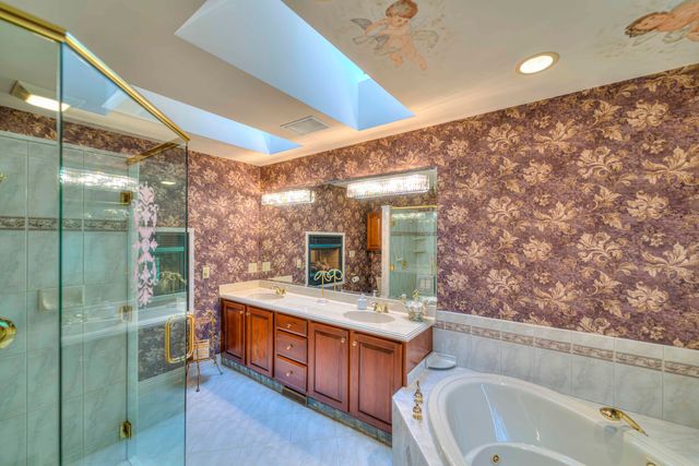 5150 Stone Oak Drive, Jackson, MI 49201