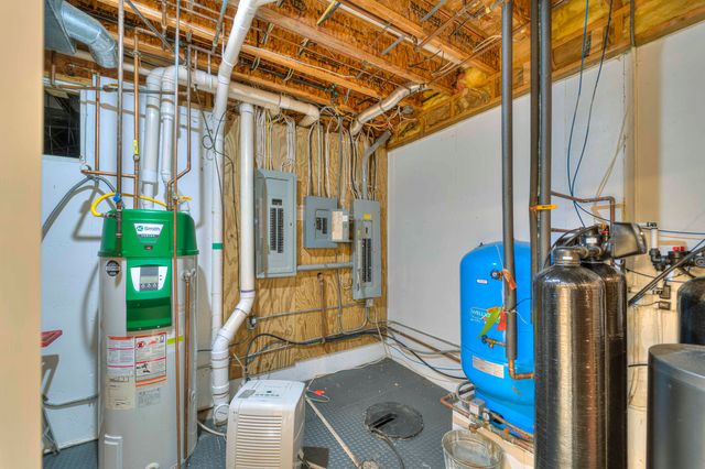 5150 Stone Oak Drive, Jackson, MI 49201