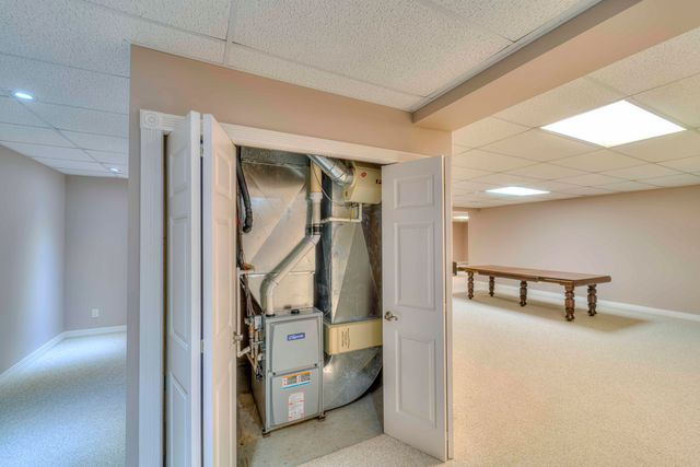 5150 Stone Oak Drive, Jackson, MI 49201