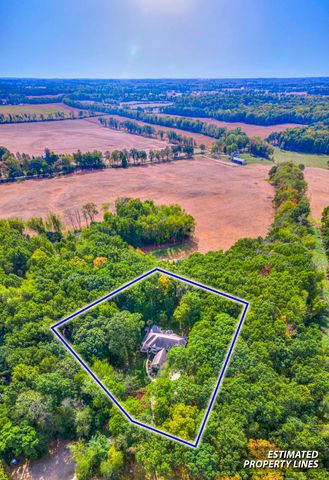 5150 Stone Oak Drive, Jackson, MI 49201