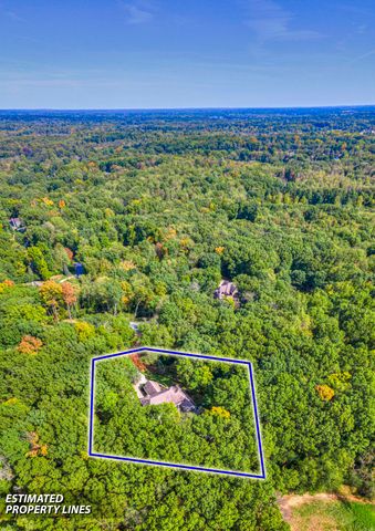 5150 Stone Oak Drive, Jackson, MI 49201