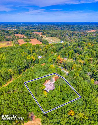 5150 Stone Oak Drive, Jackson, MI 49201