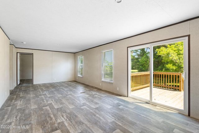 490 Orchard Lane SE, Bolivia, NC 28422