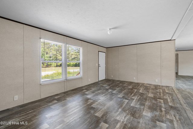 490 Orchard Lane SE, Bolivia, NC 28422