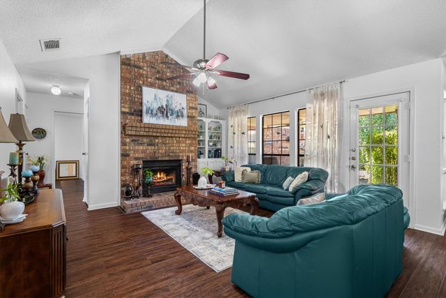 237 S Macarthur Boulevard, Coppell, TX 75019