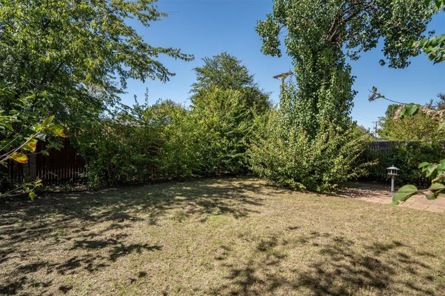 237 S Macarthur Boulevard, Coppell, TX 75019