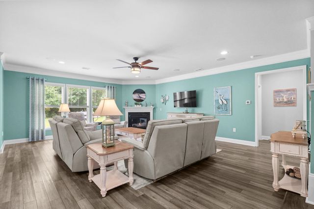 735 Greta Loop, Myrtle Beach, SC 29579