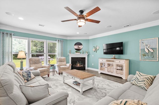 735 Greta Loop, Myrtle Beach, SC 29579