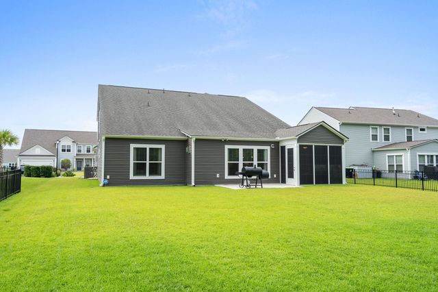 735 Greta Loop, Myrtle Beach, SC 29579