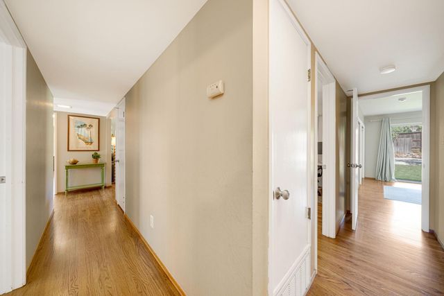 6209 Saint James Dr, Carmichael, CA 95608