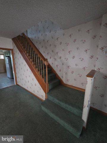 820 DIVISION ST, Gloucester City, NJ 08030