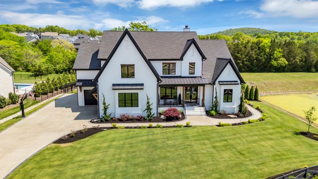 1061 Annecy Pkwy, Nolensville, TN 37135