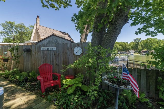 34453 Edgewater Drive, Paw Paw, MI 49079