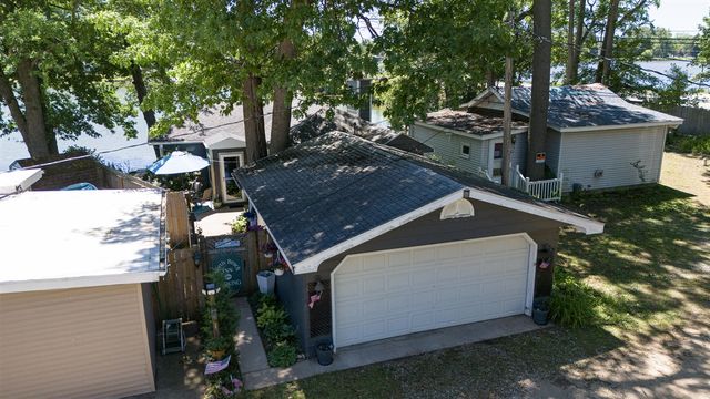 34453 Edgewater Drive, Paw Paw, MI 49079