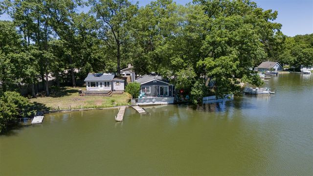 34453 Edgewater Drive, Paw Paw, MI 49079