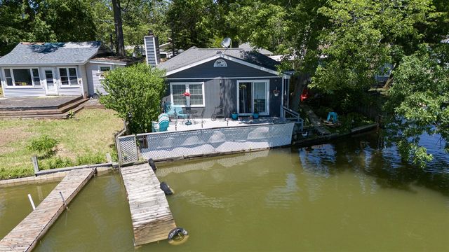 34453 Edgewater Drive, Paw Paw, MI 49079