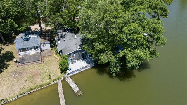 34453 Edgewater Drive, Paw Paw, MI 49079