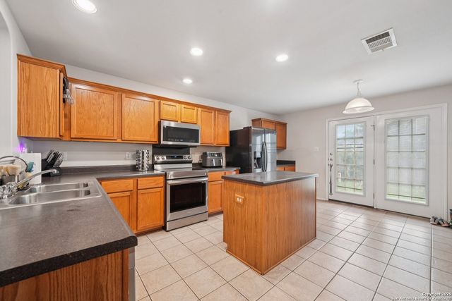 9707 Mustang Bay, San Antonio, TX 78254