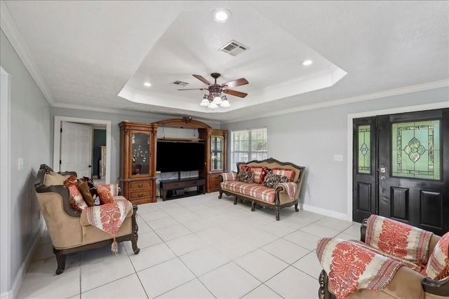 11156 Country Lane, Beaumont, TX 77705