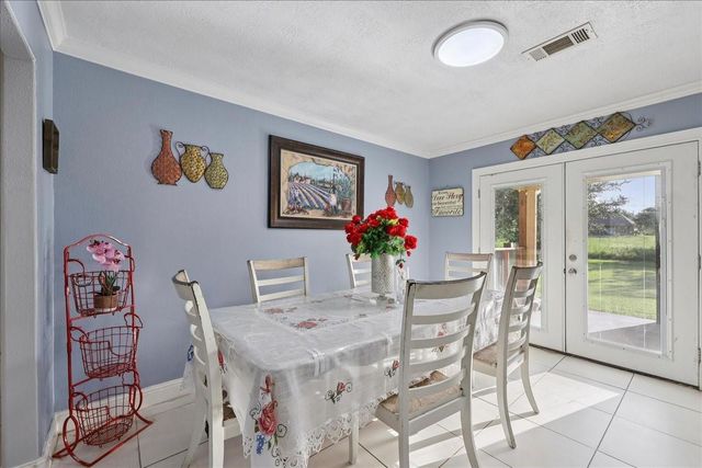 11156 Country Lane, Beaumont, TX 77705