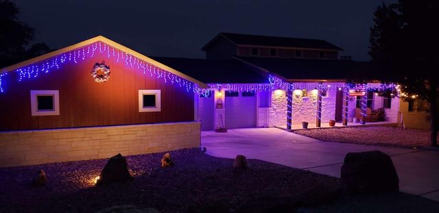1039 Coventry RD, Spicewood, TX 78669