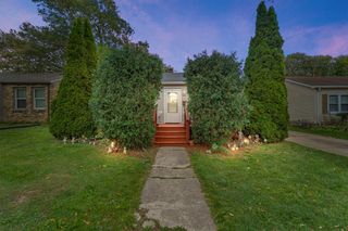 207 Belmont AVENUE, Racine, WI 53405