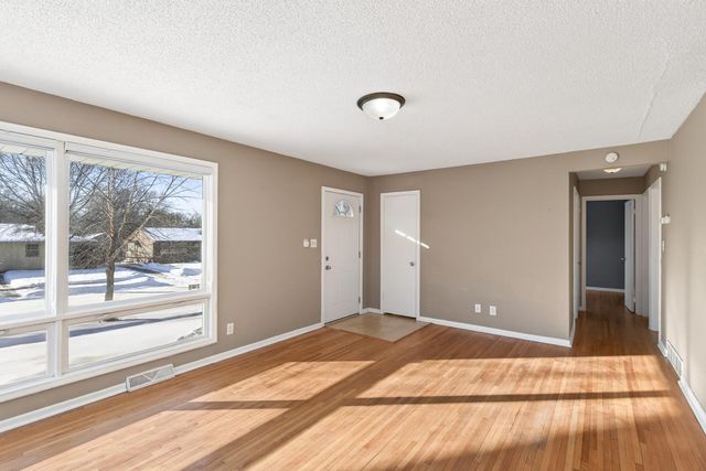 1589 Euclid Street, Saint Paul, MN 55106