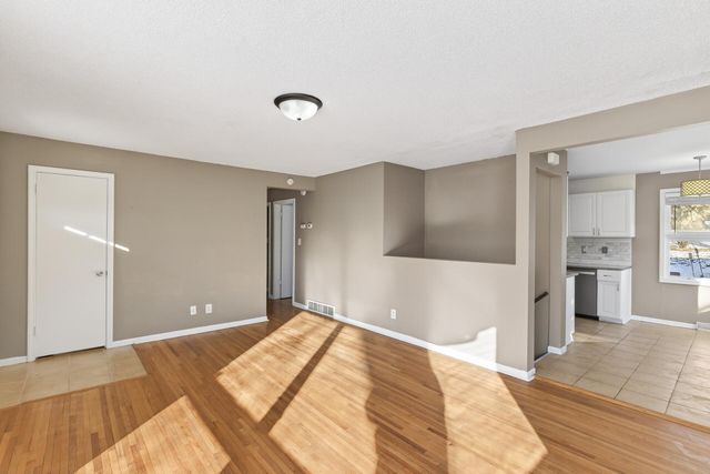 1589 Euclid Street, Saint Paul, MN 55106