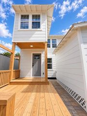 3913A Pease Street A, Houston, TX 77003