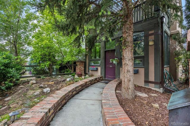2001 S Marion Street, Denver, CO 80210