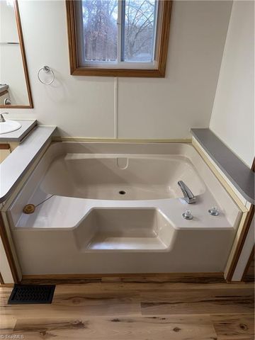 3724 Fall Creek School Road, East Bend, NC 27018