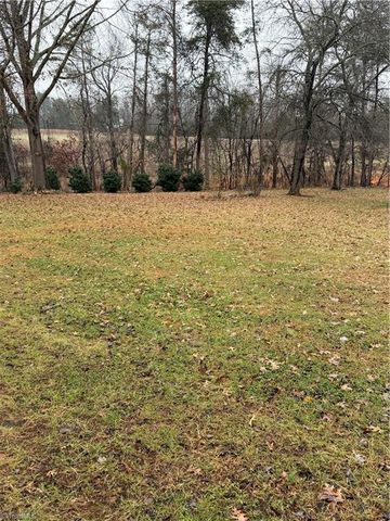 3724 Fall Creek School Road, East Bend, NC 27018