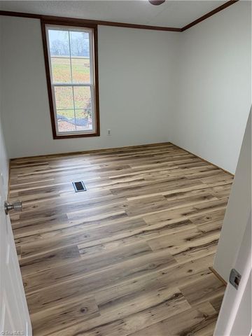 3724 Fall Creek School Road, East Bend, NC 27018