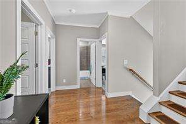 1976 Boyd Trace Lane, Atlanta, GA 30318