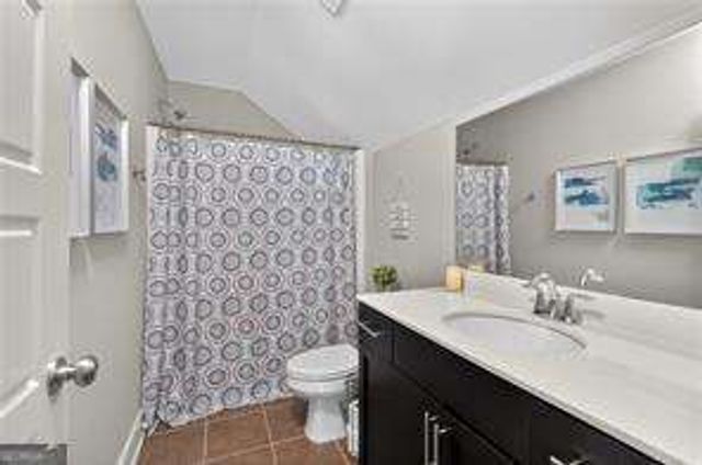 1976 Boyd Trace Lane, Atlanta, GA 30318