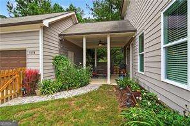 1976 Boyd Trace Lane, Atlanta, GA 30318