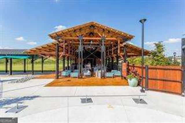 1976 Boyd Trace Lane, Atlanta, GA 30318