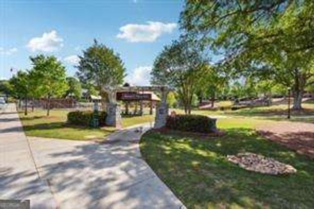 1976 Boyd Trace Lane, Atlanta, GA 30318