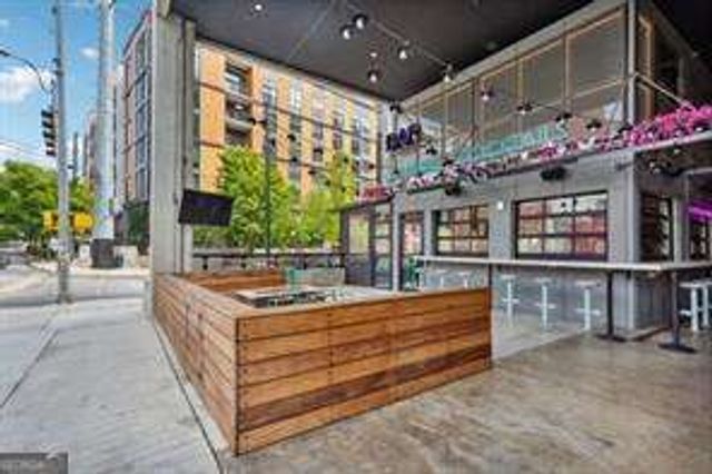 1976 Boyd Trace Lane, Atlanta, GA 30318