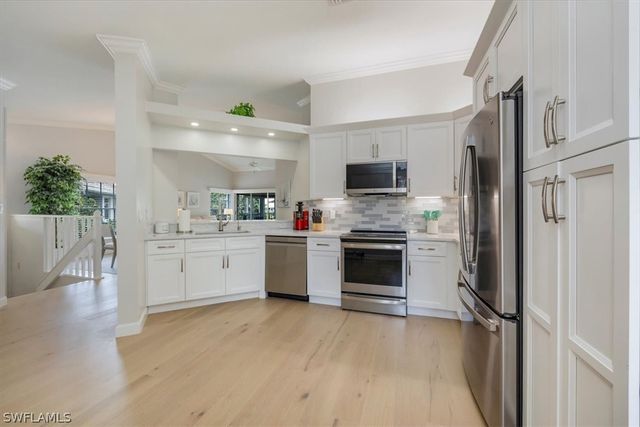 13040 Castle Harbour DR T1, Naples, FL 34110