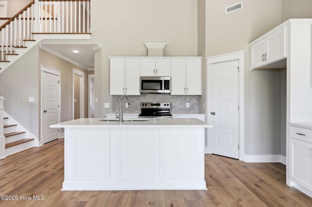 1921 Kimball Drive, Greenville, NC 27834