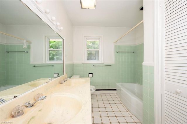3155 Briarcliffe Road, Winston-salem, NC 27106