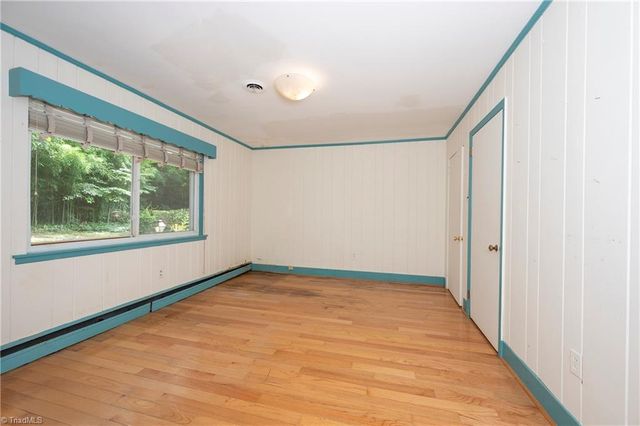 3155 Briarcliffe Road, Winston-salem, NC 27106