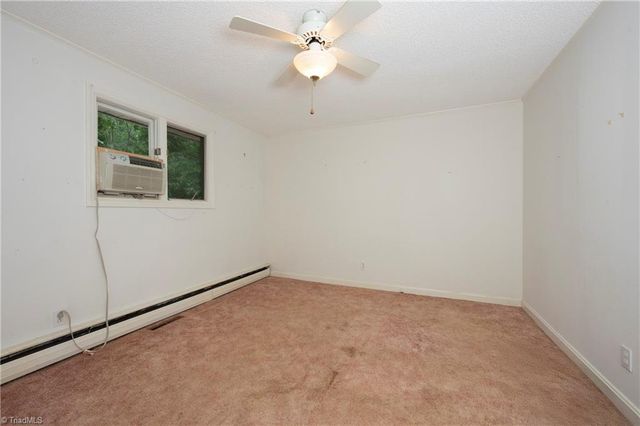 3155 Briarcliffe Road, Winston-salem, NC 27106