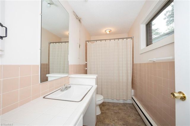 3155 Briarcliffe Road, Winston-salem, NC 27106