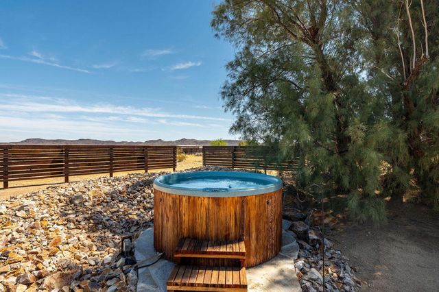 64722 Sun Mesa Road, Joshua Tree, CA 92252