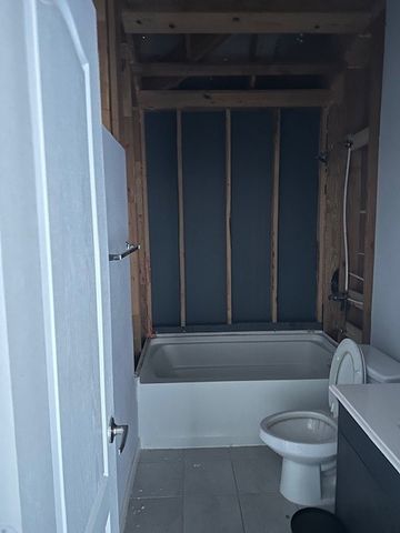 505 Bermuda Avenue, Lancaster, TX 75146