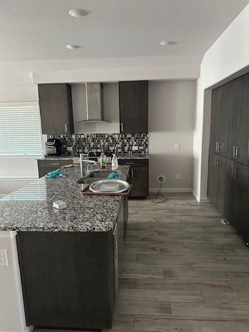 505 Bermuda Avenue, Lancaster, TX 75146